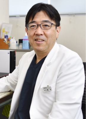 橋本貴至院長の写真